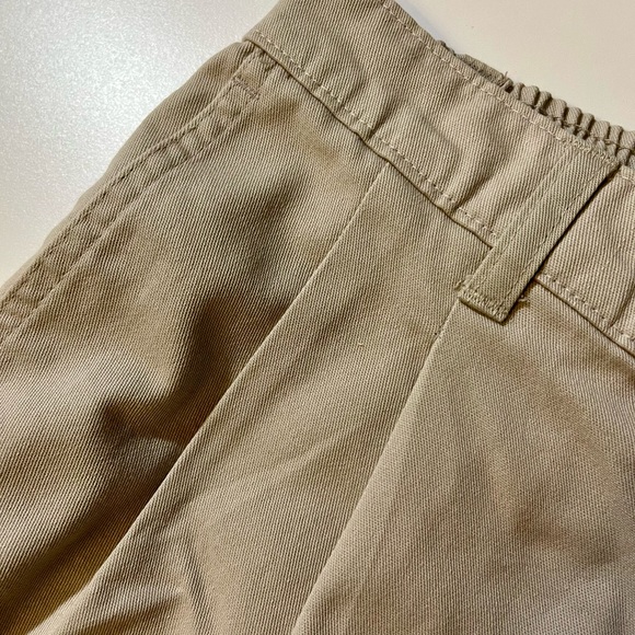 Vintage David Taylor Beige Pleated Shorts - Picture 4 of 4